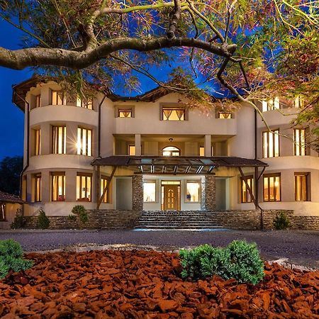 Transilvania Mansion Брашов Екстериор снимка
