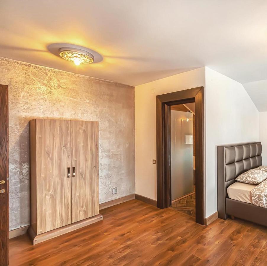 Transilvania Mansion Брашов Екстериор снимка