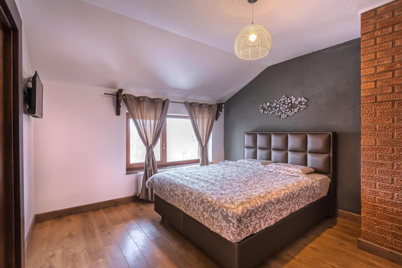 Transilvania Mansion Брашов Екстериор снимка